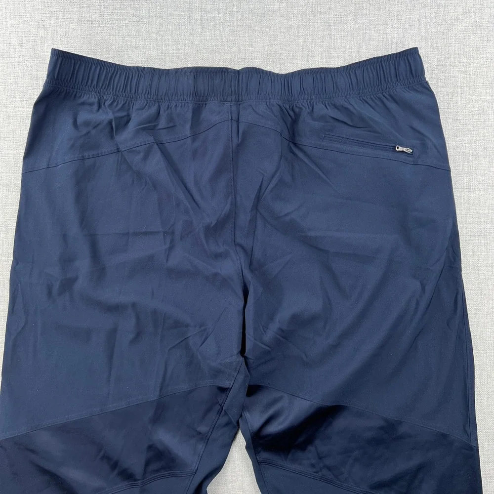 NEW Under Armour Notre Dame Team Issue Track Pants Mens 3XL Navy Blue Gold Logo